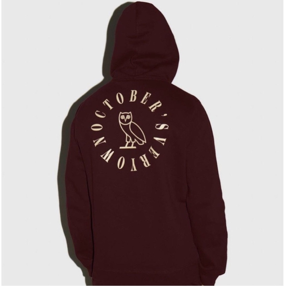 Drake x Octobers Very Own
OVO Circle patch hoodie hoodie
Size: Men's / US S